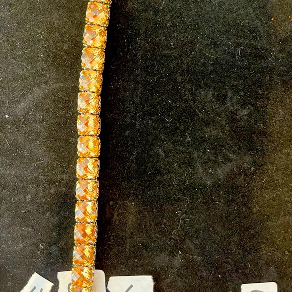 Genuine CZ and silver is it gold plated - Picture 1 of 3